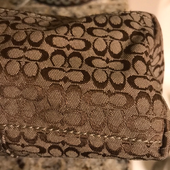 Purse - Picture 3 of 4